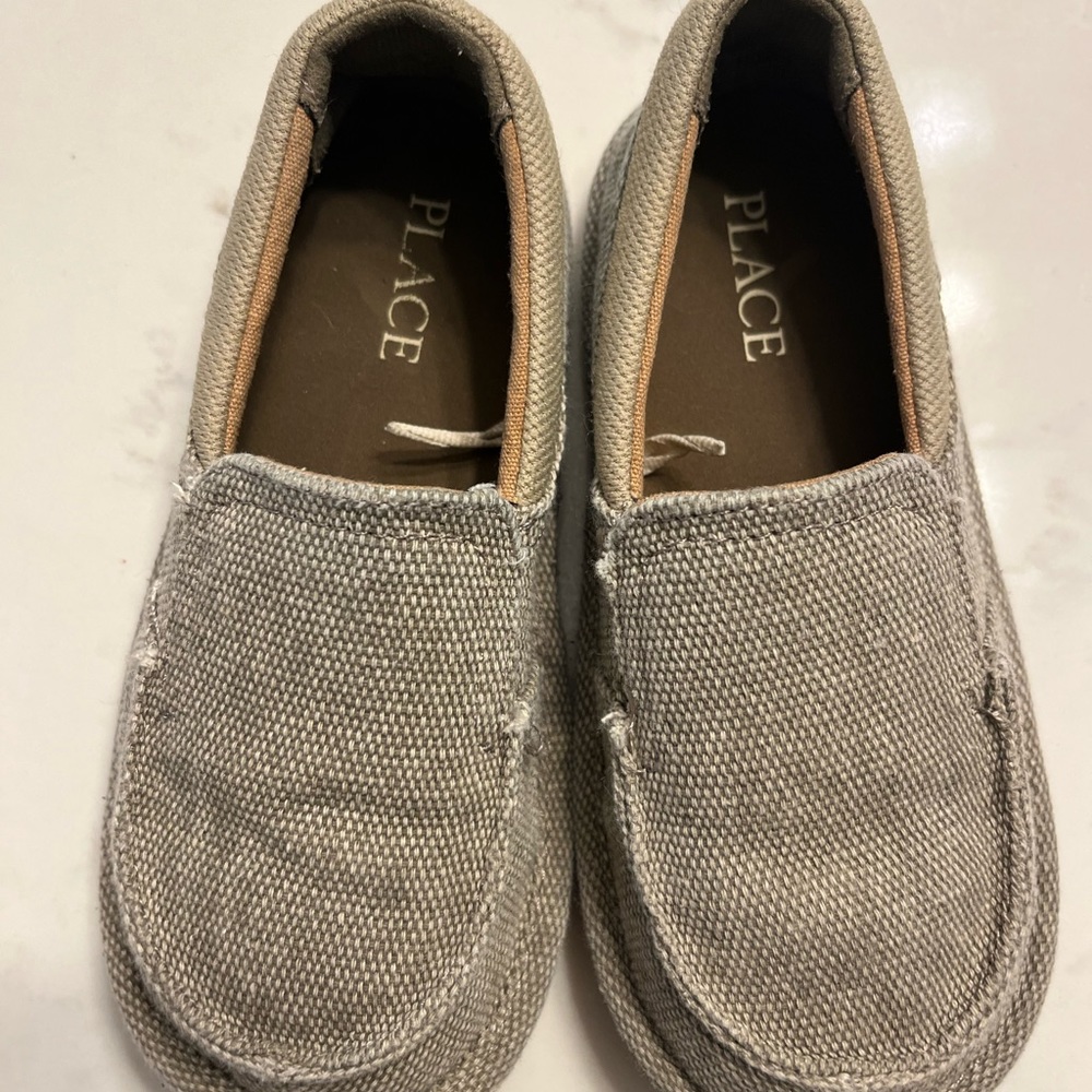 Children Place Shoes, like new, size 11
